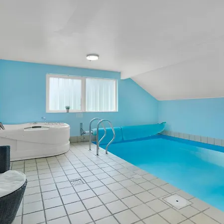 Beautiful In With Indoor Swimming Pool *