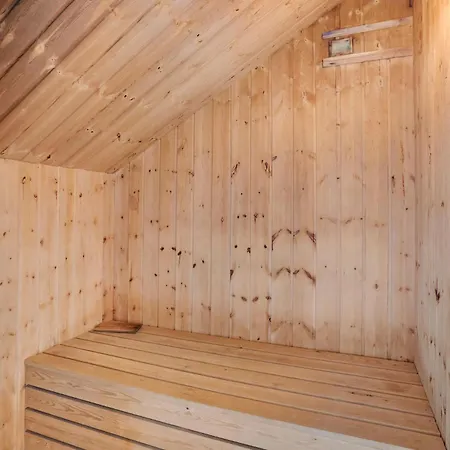 Feriehus Stunning In With Sauna