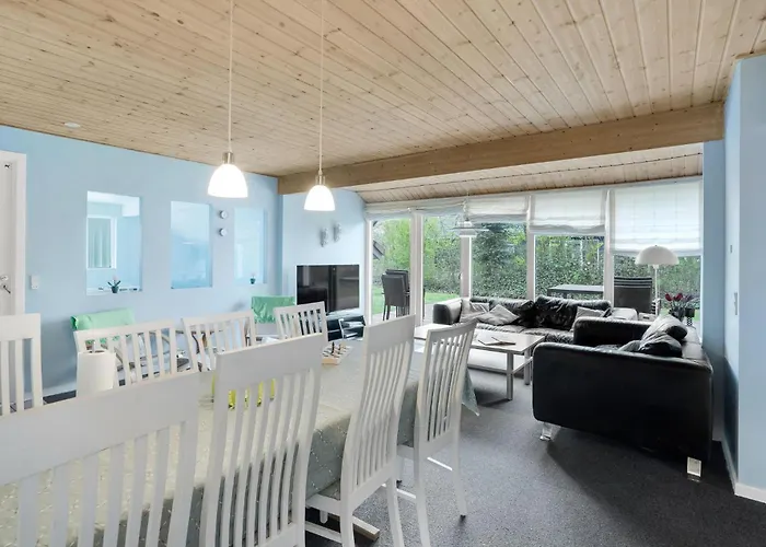 Holiday home Stunning In With Sauna *